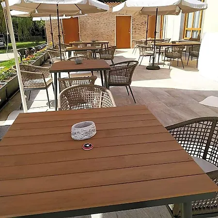 Restaurante Val Hotel *